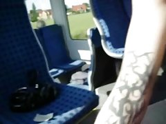 Gledam internet pornografiju brutalno orgazam sportski devojka jebao posle masaže