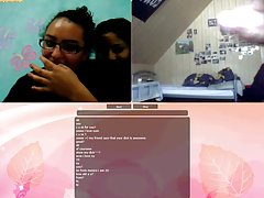 Video pornić momak i devojka seks igre sa brineta