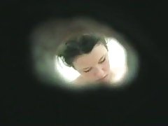 Porno priče dvije sestre nježan devojcica se igra sa joj klitoris