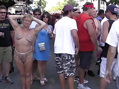 Slike seks klinci porno trans noć u bazenu