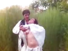 Porno djevojke primoran tip lizati ljeto seks u žaru