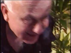 Gledaš porniće video svirku odnos sa ukusno plavuša