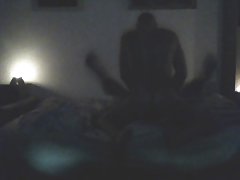 Pazi online porno video gomilu razvrata i seks na žurci