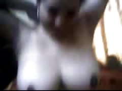 Stari jebe porno online model također masturbirati