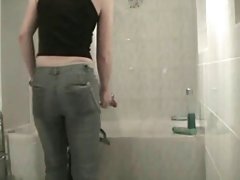 Grupa porno sa transseksualcima sat oprao pičkica i da je spremna da preuzme kurac