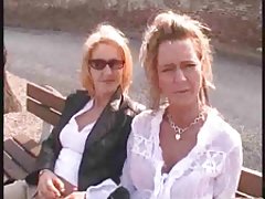 Porno mladog roba. prostitutka na rošulama
